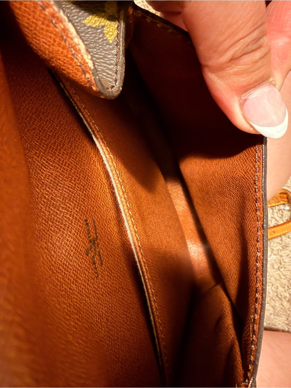 Vintage Louis Vuitton Monogram Louis Vuitton Saint Cloud Crossbody Bag PM 882VI - Picture 10 of 16